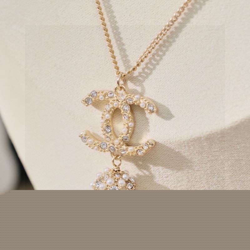 Ch*el necklaces